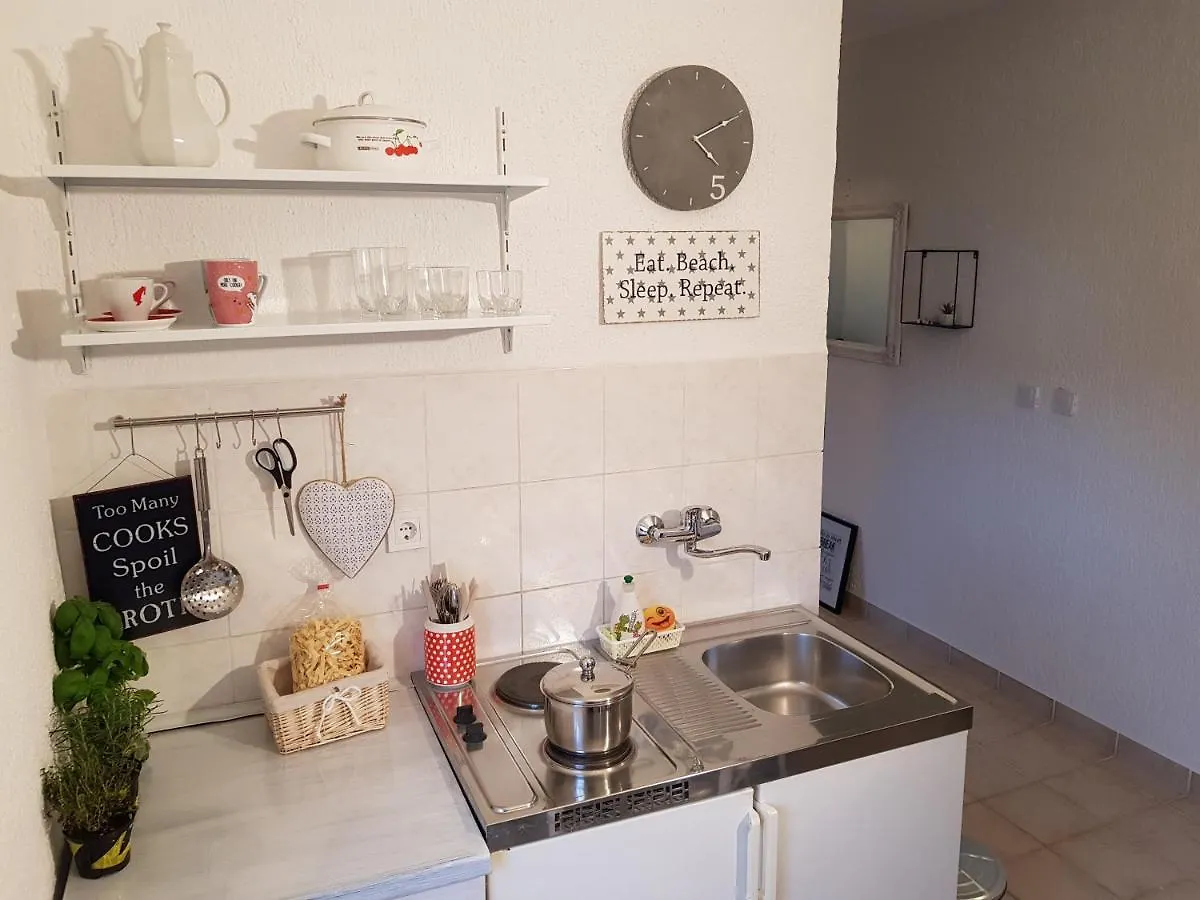 Appartamento Casa Nostra II Funtana 0*,