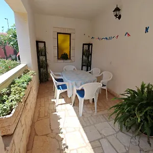 Apartments Pomer Appartamento